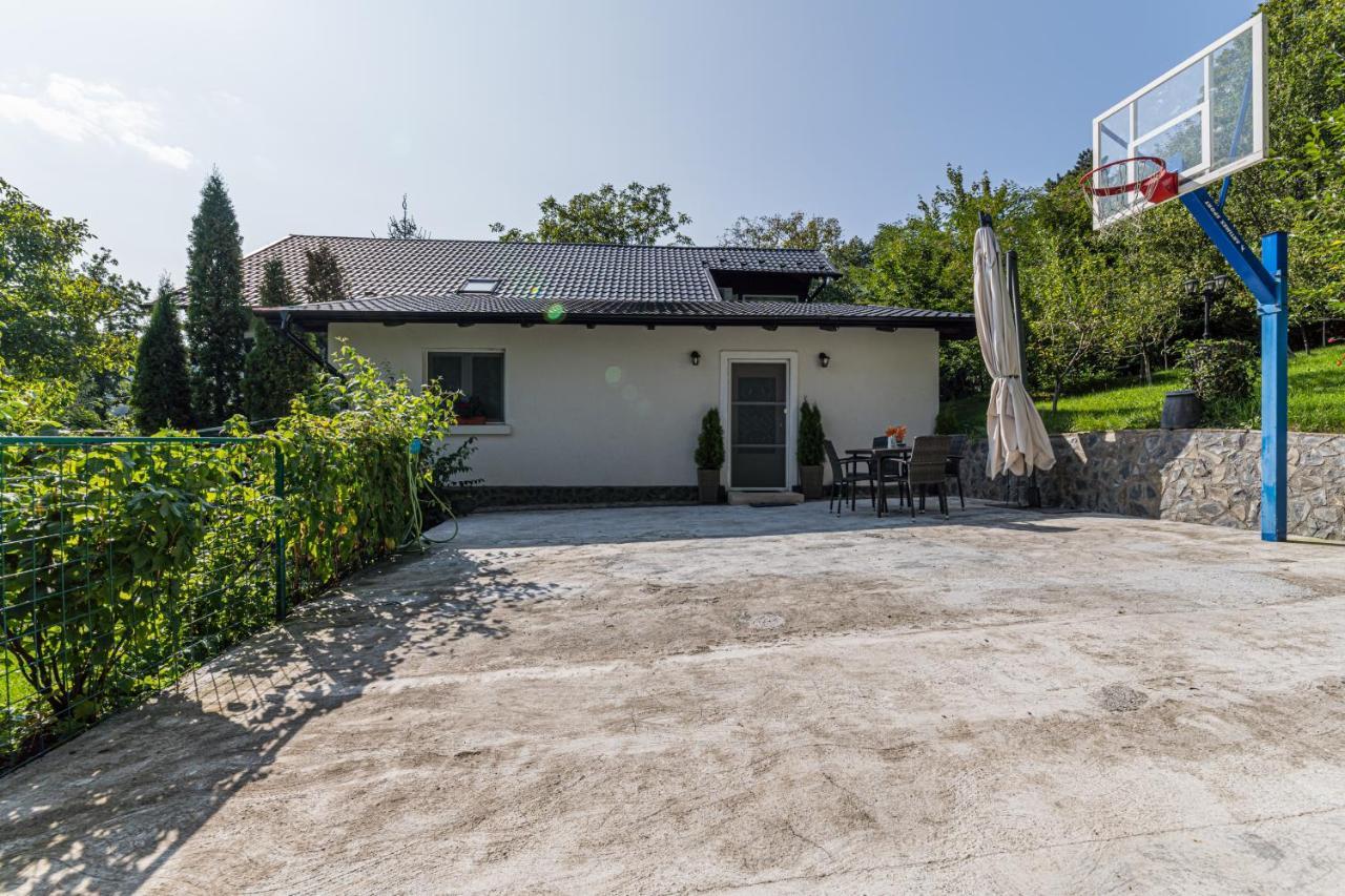 Home Alone Braszów Zewnętrze zdjęcie